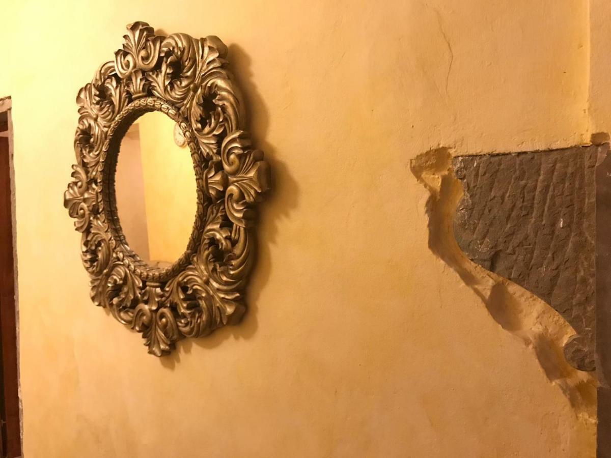 Leonardo's Signoria Flat